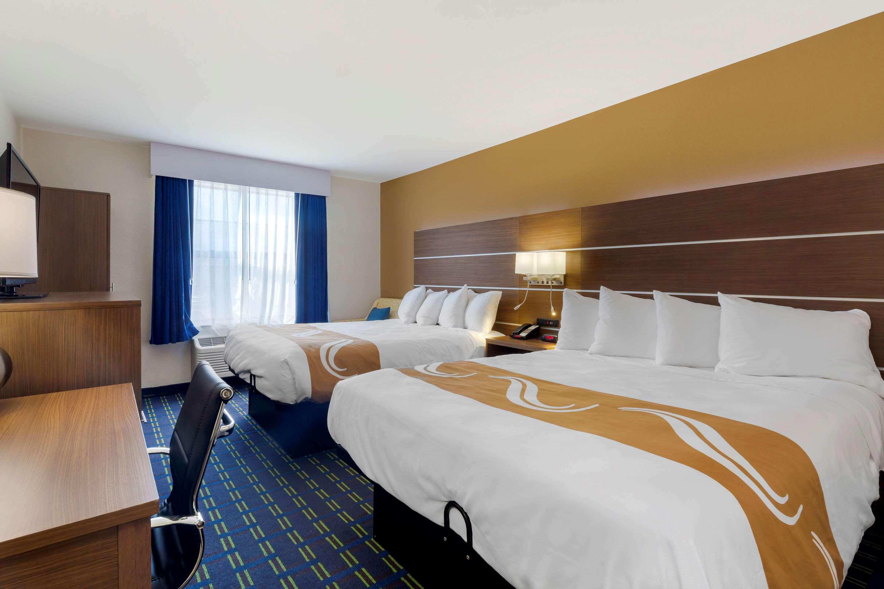 Quality Inn Lee Exterior photo